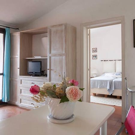 Bilocale Ginestre - Costa Smeralda Abbiadori ภายนอก รูปภาพ