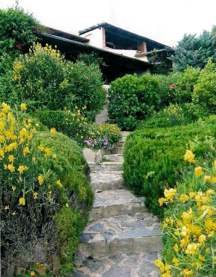 Bilocale Ginestre - Costa Smeralda Abbiadori ภายนอก รูปภาพ